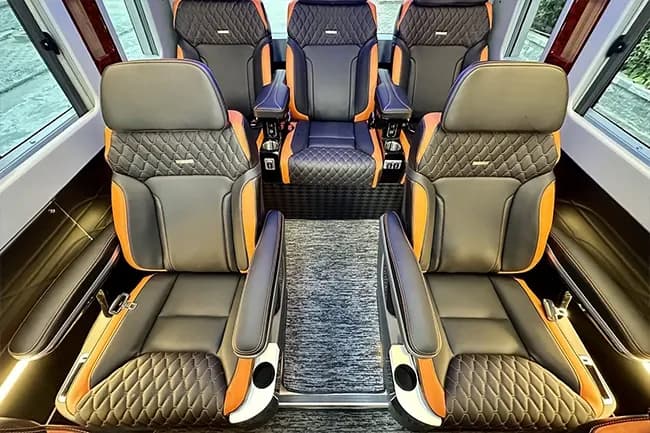Xe Limousine Tràng An
