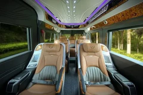 Giới thiệu xe Dcar Limousine 9 chỗ tại Ninh Bình